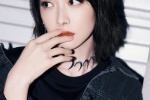 Song Qian’s cool fashion and sexy photos