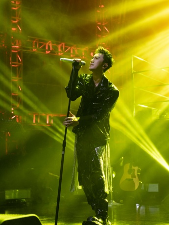 A collection of handsome pictures of Xiao Shunyao's solo concert