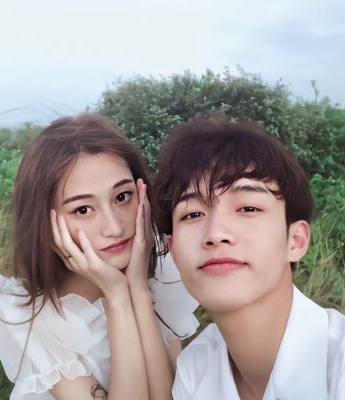 Sweet and beautiful couple avatar pictures