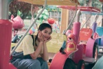Zhang Jingyi's sweet birthday photos at the playground