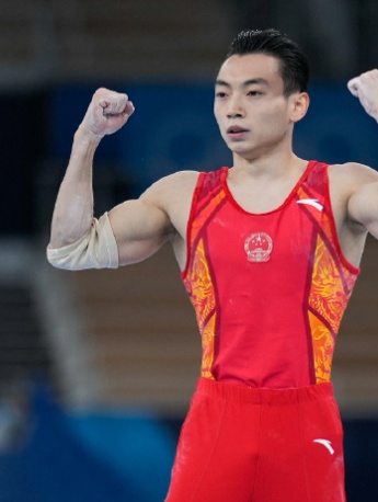 Zou Jingyuan men's parallel bars gold medal
