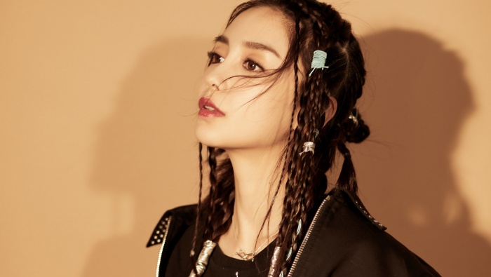 Angelababy personalized dreadlocks fashion photo wallpaper
