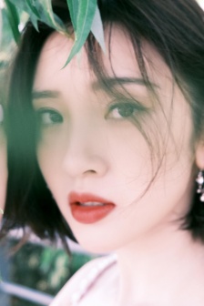 唐艺昕粉色连衣裙复古风手机壁纸