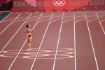 Wang Chunyu finished fifth in women's 800 meters
