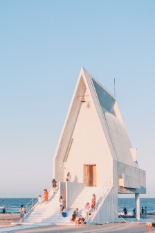 Seaside blue sky buildings fresh mobile wallpaper