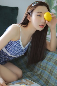 Lemon girl sexy suspender photo mobile wallpaper