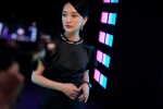 Zhou Xun's charming and sexy photos at electronic music party