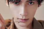 Luo Yunxi star photo mobile wallpaper