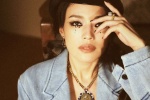 Shu Qi's charming and sexy photos with smoky makeup