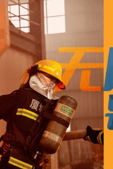 《Blue Flame Assault》Rescue scene stills and pictures