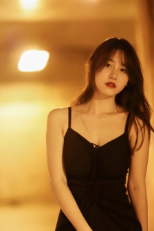 网红美女一栗莎子性感写真图片