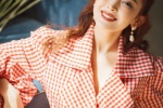 Gulinaza's sweet red plaid spring photo