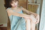 吊帶睡裙美女mm美腿誘惑寫真