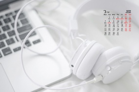 March 2022 simple white theme desktop calendar wallpaper