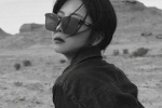 譚松韻沙漠氛圍感寫真圖片