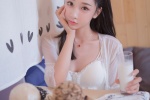 豐滿吊帶睡衣美女誘惑性感私房寫真