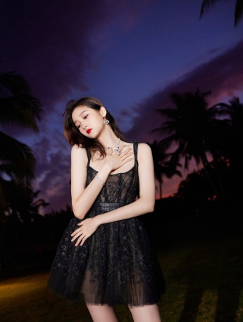 關曉彤GQ人物盛典性感圖片