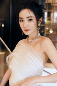 Beauty star Yang Mi mobile wallpaper picture