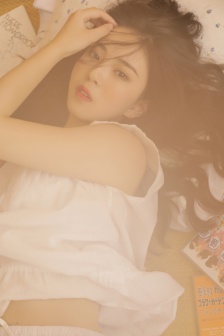 妩媚风情美女妖娆性感居家写真