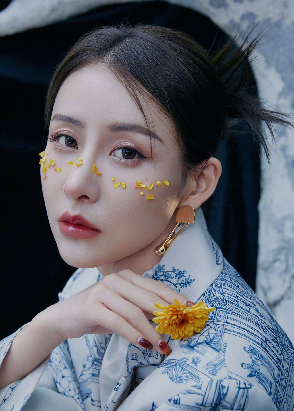 青年演员——贾青 高清大图 （15P） - 美女贴图 - 华声论坛