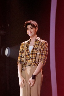 李铢衔《披荆斩棘的哥哥》第五期剧照图片