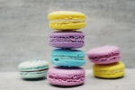 Exquisite and delicious macarons desktop wallpaper pictures