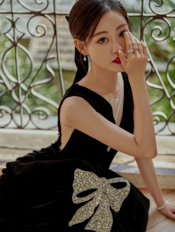 祝绪丹ELLE风尚大典性感写真