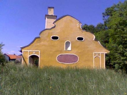 搞笑房子照片图片