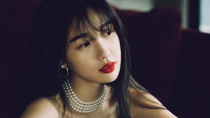 Yu Shuxin's beautiful and touching photo desktop wallpaper