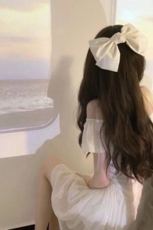 唯美又好看的女生背影头像