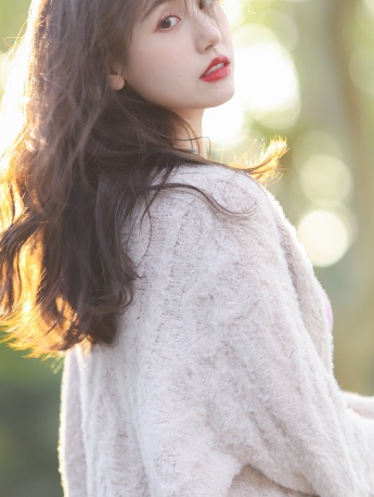 一栗小莎子手机壁纸图片