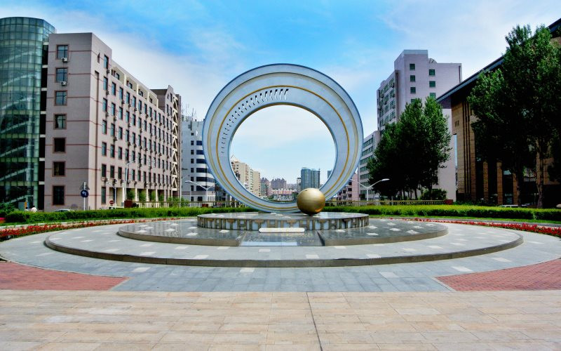 哈尔滨工业大学校园风景图片