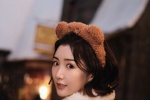Mao Xiaotong Universal Studios long legs mobile wallpaper
