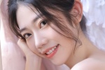 Soft and sexy beauty photo wallpaper