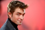 Robert Pattinson debuts new Batman HD pictures