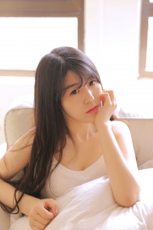 豐滿性感美女溫暖私房美女照片