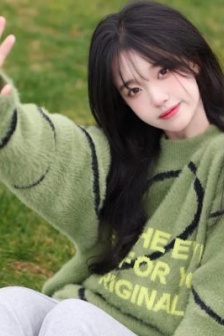 魅力氣質的美女小姐姐頭像