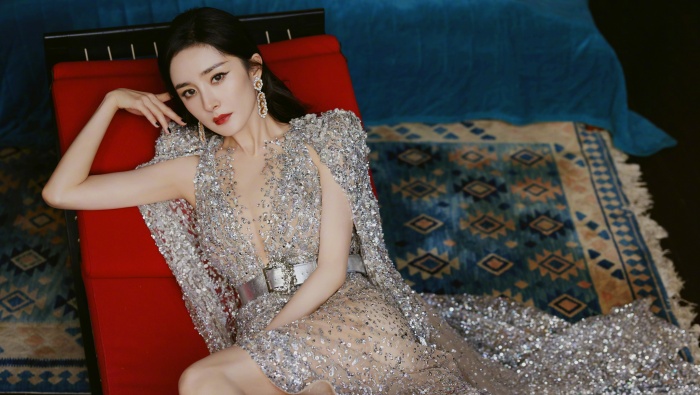 Yang Mi sexy photo pictures desktop wallpaper