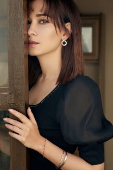 Lu Jingshan's early summer courtyard photo shoot