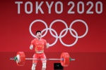 Chen Lijun wins gold medal in men's 67kg weightlifting class