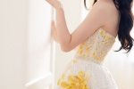 angelababy sexy photo in apricot yellow summer flower tube top dress