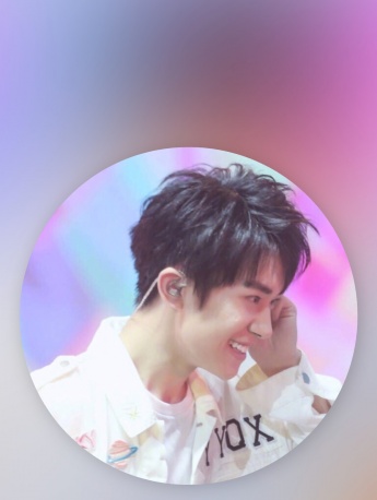 好看帥氣的易烊千璽手機壁紙