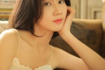 文藝少女白嫩肌膚性感吊帶寫真
