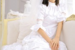漂亮的白纱裙美女撩人性感写真