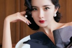 Yang Mi's curly hair and red lips retro sexy photo