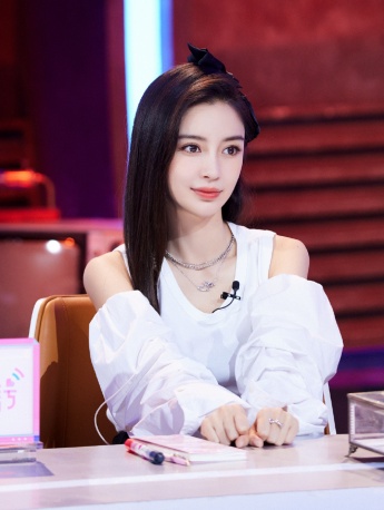 Angelababy《Heartbeat Signal 4》Seventh Issue Stills Pictures