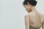 Sexy beauty Li Yitong computer desktop wallpaper
