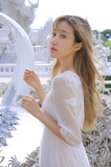 仙氣十足的美女模特兒性感寫真照片