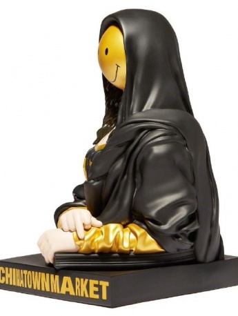 Mona Lisa vinyl avatar displayed from multiple angles