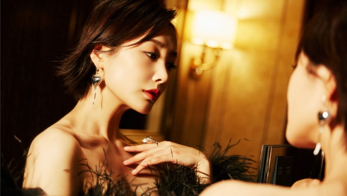 美女李純圖片桌麵壁紙